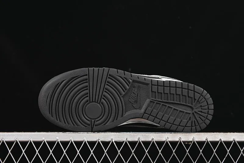 All categories Nk SB Dunk Series Nk SB Dunk Low High-end customized low-top sneakers Nike SB Dunk Low Pioneer Knight Anniversary high-end customized low-top casual sneakers WB0414-002